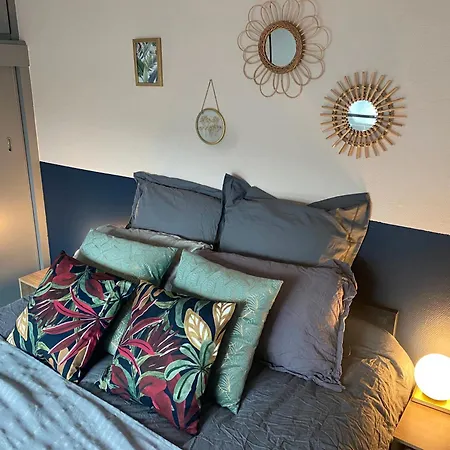 Stylish & Cosy Mezzanine In Historical Old Town