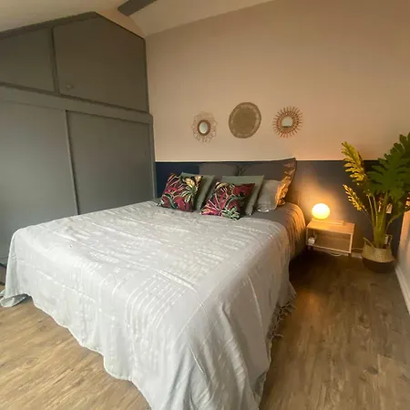 Stylish & Cosy Mezzanine In Historical Old Town * Annecy